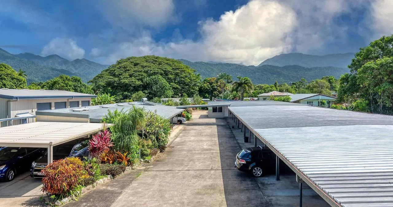 Demi View Motel Mossman