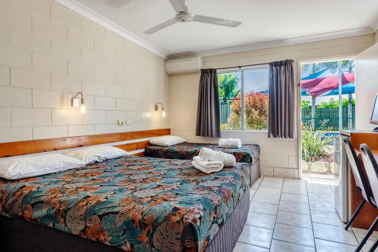 Demi View Motel Mossman