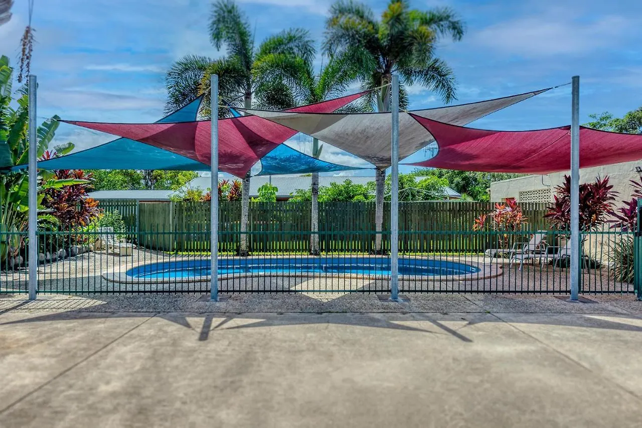 Demi View Motel Mossman