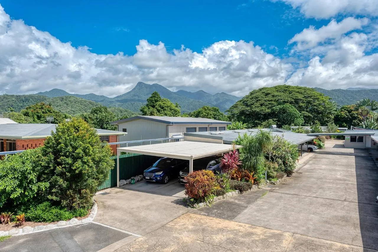 Demi View Motel Mossman