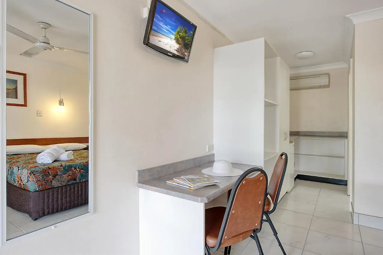 Demi View Motel Mossman