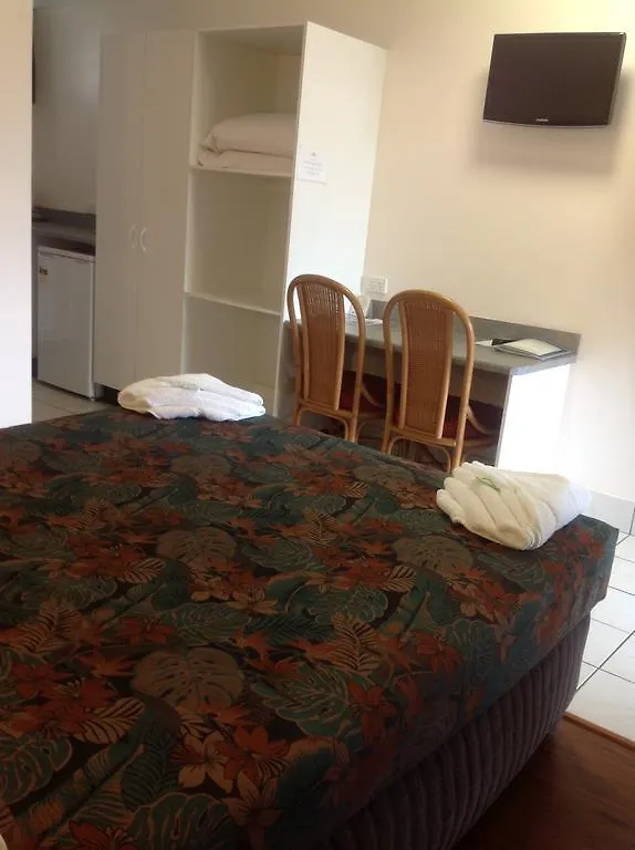 Demi View Motel Mossman